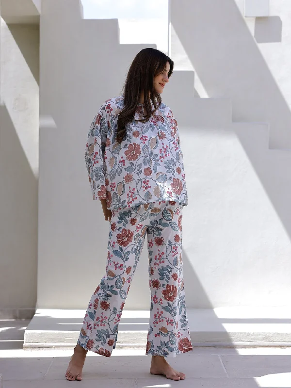 Women Flower Printed Full Sleeves Night Suit